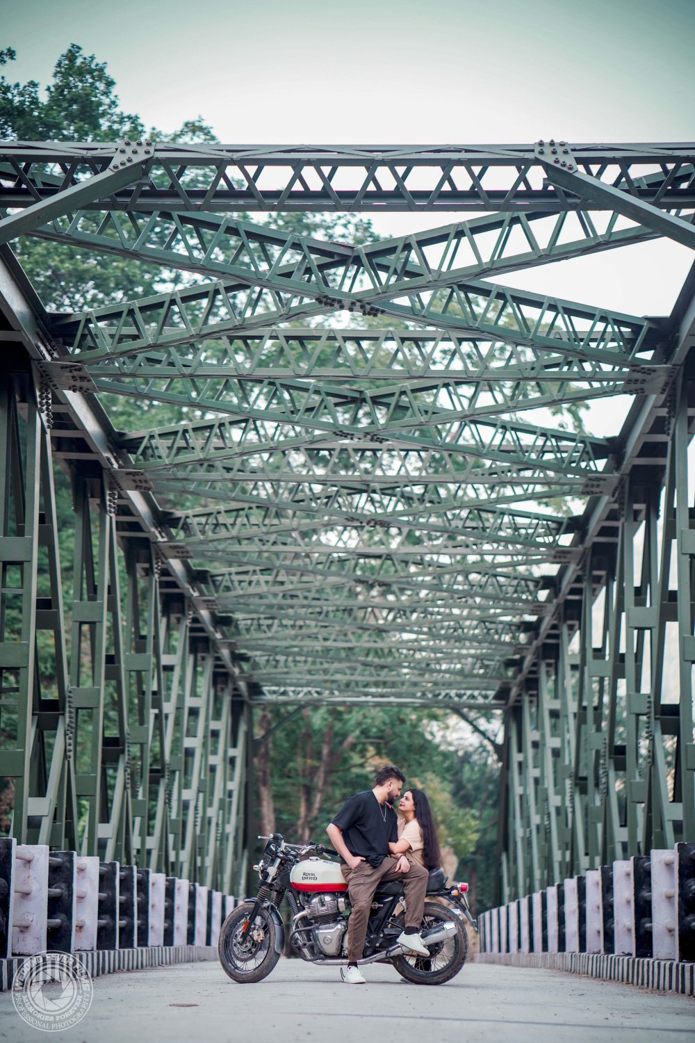 Lokesh & Jyoti creative pre wedding shoot in Delhi by Wedding Fever Films | Best pre wedding photographers in Delhi